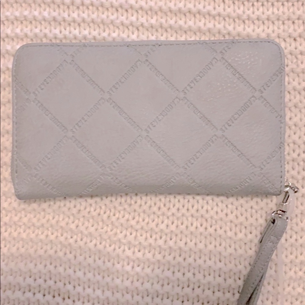 Steve Madden Asphalt Grey wallet - Picture 3 of 6